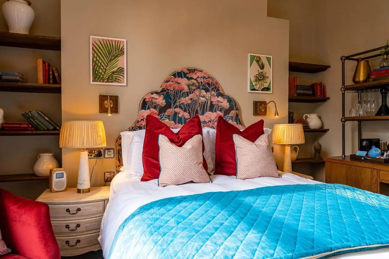 The Park Hotel Теддингтон