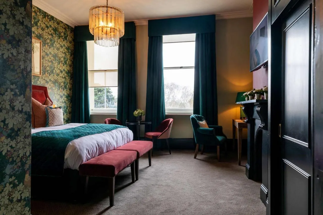 The Park Hotel Теддингтон