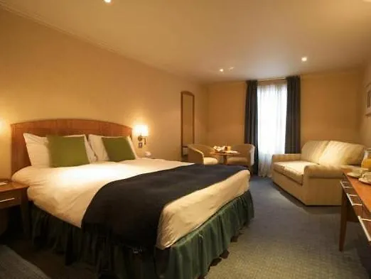 The Park Hotel Teddington